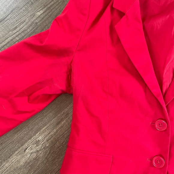 Red express button down blazer, size 10 - Picture 8 of 15